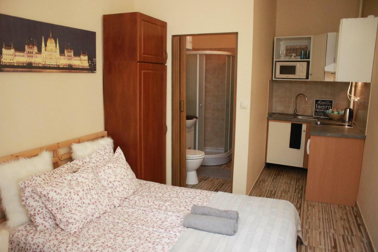 Budget apartment Boedapest Buitenkant foto